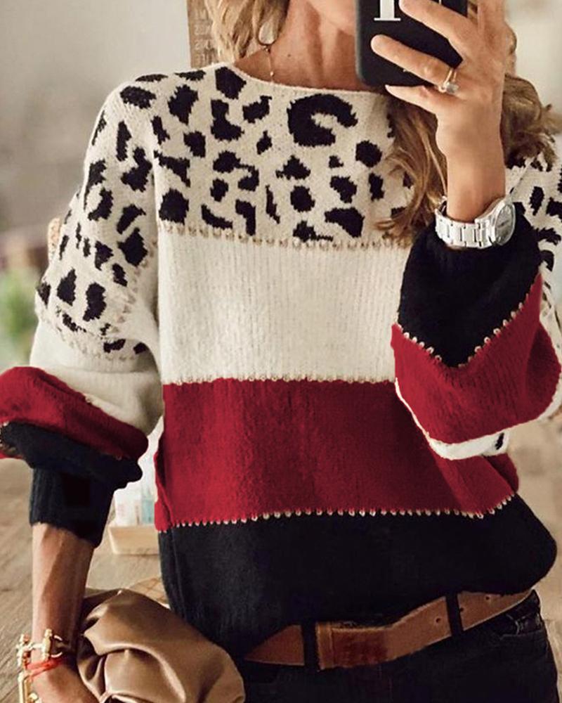 Elise - Contrasting Sleeve Leopard Print Sweater