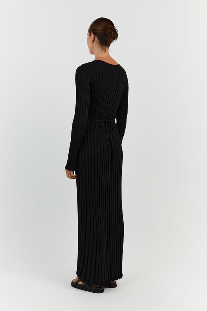 Maria™ | Knitted Midi Dress With V-neck